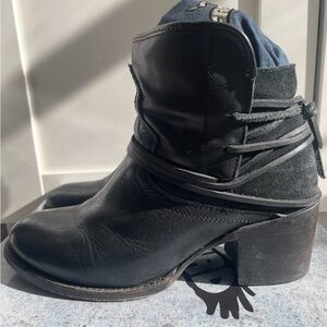 FREEBIRD CASEY Leather Ankle Boots
